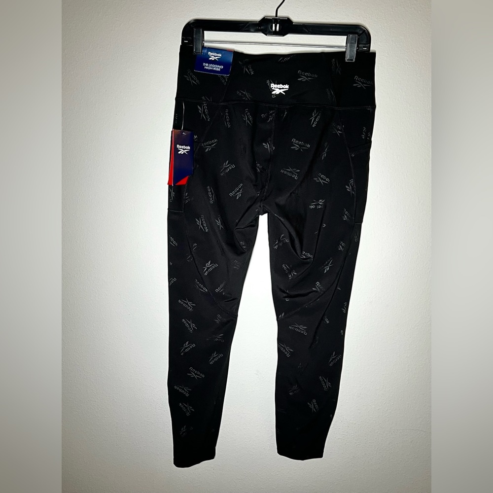 Reebok women’s tights size large brand new with tags